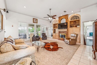 137 Westridge Trail, Weatherford, TX 76087 - photo 6