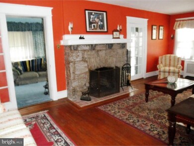 1902 Greenhill Rd, Lansdowne, PA 19050 - photo 4