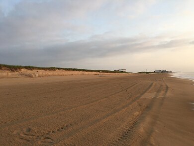 70 Brissette Ave unit D, Newburyport, MA 01950 - photo 7