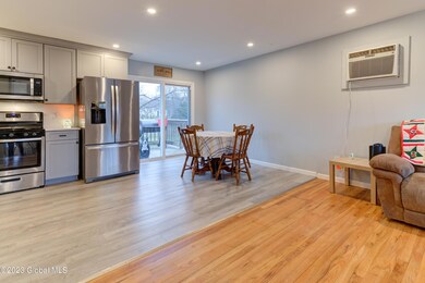 23 Market St, Schenectady, NY 12302 - photo 3