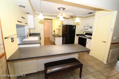 1252 Caspian Ct NE, Palm Bay, FL 32905 - photo 3