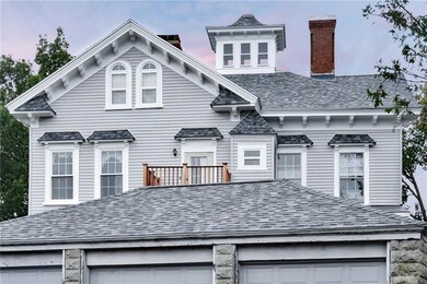 5 Record St unit 2B, Newport, RI 02840 - photo 2