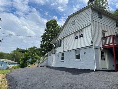 104 Chapel Rd, Boyertown, PA 19512 - photo 3