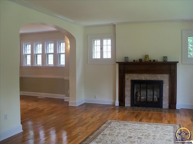 1276 SW Pembroke Ln, Topeka, KS 66604 - photo 5