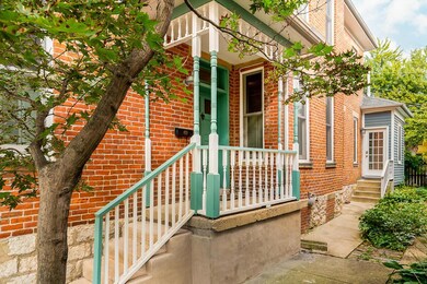 66 E Hubbard Ave, Columbus, OH 43215 - photo 2