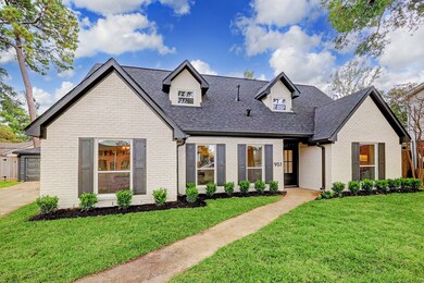 951 Del Norte St, Houston, TX 77018 - photo 2