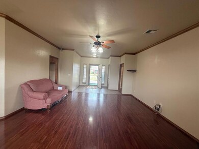 616 Morningside Dr, Yukon, OK 73099 - photo 6