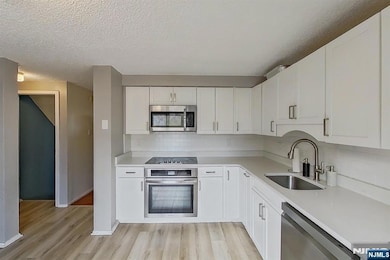 54 Bruen Ave unit C0001, Irvington, NJ 07111 - photo 6