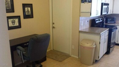Kitchen Desk Area Vu1 Ontario Drive