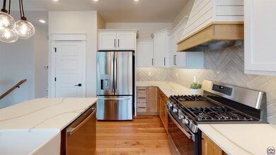 8100 SW 27th St, Topeka, KS 66614 - photo 5