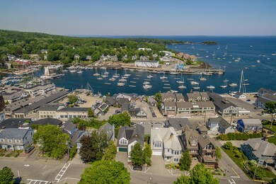 50 Chestnut St, Camden, ME 04843 - photo 2