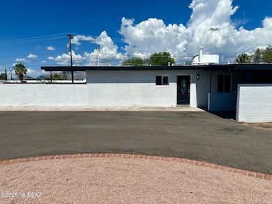 7041 E Baker St, Tucson, AZ 85710 - photo 3