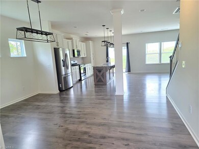 3208 Derby Cir, High Point, NC 27265 - photo 4