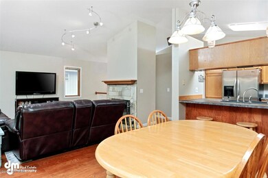 09-Dining Area 20200916-DW-4048