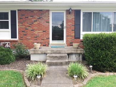 5501 Idlewood Ln, Louisville, KY 40291 - photo 5