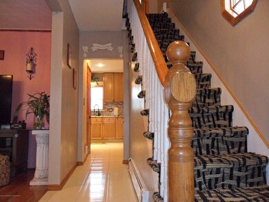 133 Blackford Ave, Staten Island, NY 10302 - photo 4