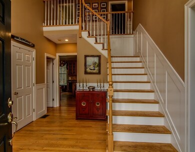 8 Primrose Ln, Westborough, MA 01581 - photo 3