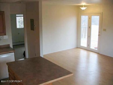 1100 Ermine St unit 2, Anchorage, AK 99504 - photo 4