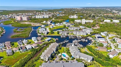 5567 Sea Forest Dr unit 323, New Port Richey, FL 34652 - photo 3