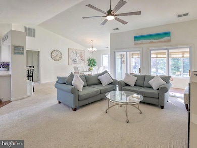 279 Lakeside Dr unit 7, Lewes, DE 19958 - photo 4