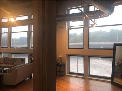 2107 Grand Ave unit 201, Kansas City, MO 64108 - photo 7