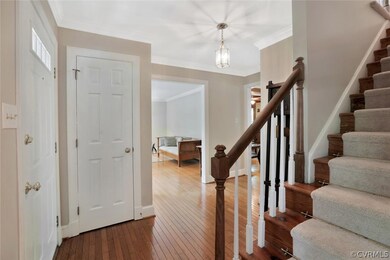 Foyer, 8' x 11', Hardwood, Coat Closet