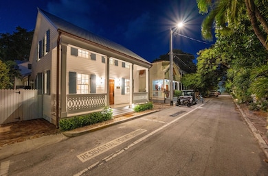 1113 Stump Ln, Key West