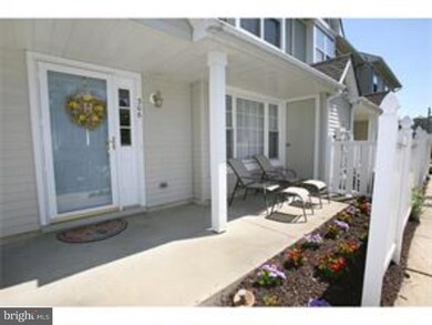 306 Oliphant Ln, Mount Laurel, NJ 08054 - photo 3