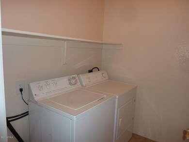 WASHER/DRYER INCLUDED