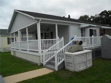 37 Cardinal Ct, Tiverton, RI 02878 - photo 2