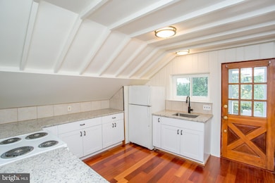 13 Wilson St unit B, Lambertville, NJ 08530 - photo 4