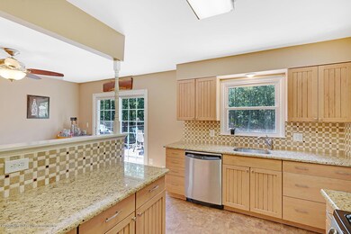 869 Hyson Rd Jackson NJ 08527-large-012-