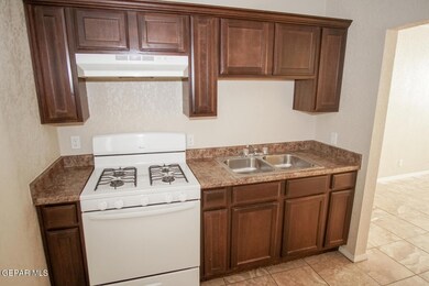 2866 Grant Ave unit 2, El Paso, TX 79930 - photo 4