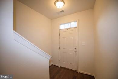 18423 Woodhouse Ln, Germantown, MD 20874 - photo 2