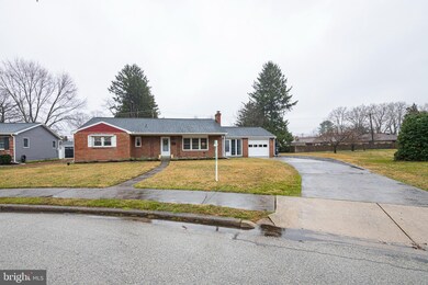 41 Kenalcon Dr, Phoenixville, PA 19460 - photo 2