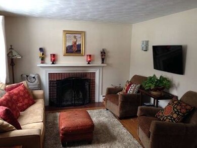 1375 Great Plain Ave, Needham, MA 02492 - photo 5