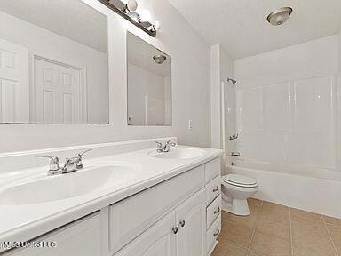 8725 Elm Ave, Ocean Springs, MS 39564 - photo 4