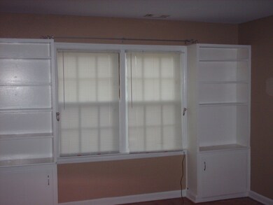 1007 1/2 3rd St, Perry, GA 31069 - photo 3