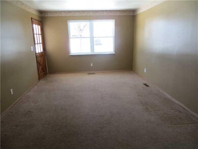 1904 Saint Charles Ct, Kokomo, IN 46902 - photo 4