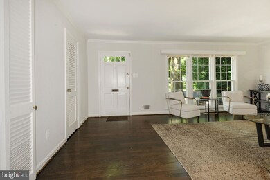 2401 Claremont Dr, Falls Church, VA 22043 - photo 4