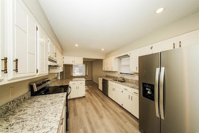 813 N Briarcliff Dr, Oklahoma City, OK 73170 - photo 6