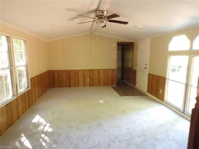 3310 Fieldcrest Ct, Asheboro, NC 27205 - photo 4