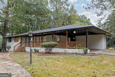 2296 Lyle Rd, Atlanta, GA 30337 - photo 2
