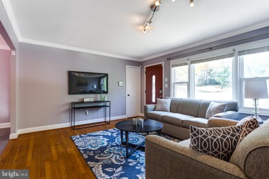 8926 Anna Dr, Clinton, MD 20735 - photo 7