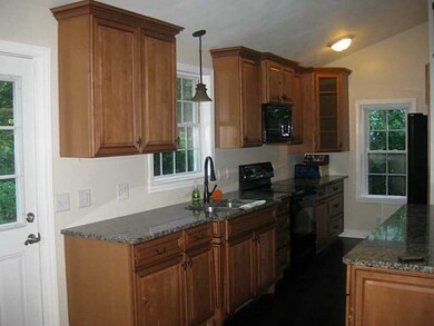 33 Leaf St, West Warwick, RI 02893 - photo 6