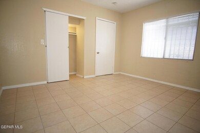 3922 N Piedras St unit Front, El Paso, TX 79930 - photo 7