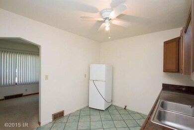 904 E 25th Ct, Des Moines, IA 50317 - photo 4