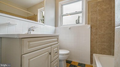 7928 Riggs Rd, Hyattsville, MD 20783 - photo 7