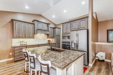 8211 W Havenhurst Cir, Wichita, KS 67205 - photo 7