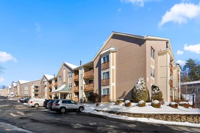 143 Cannongate III, Nashua, NH 03063 - photo 2